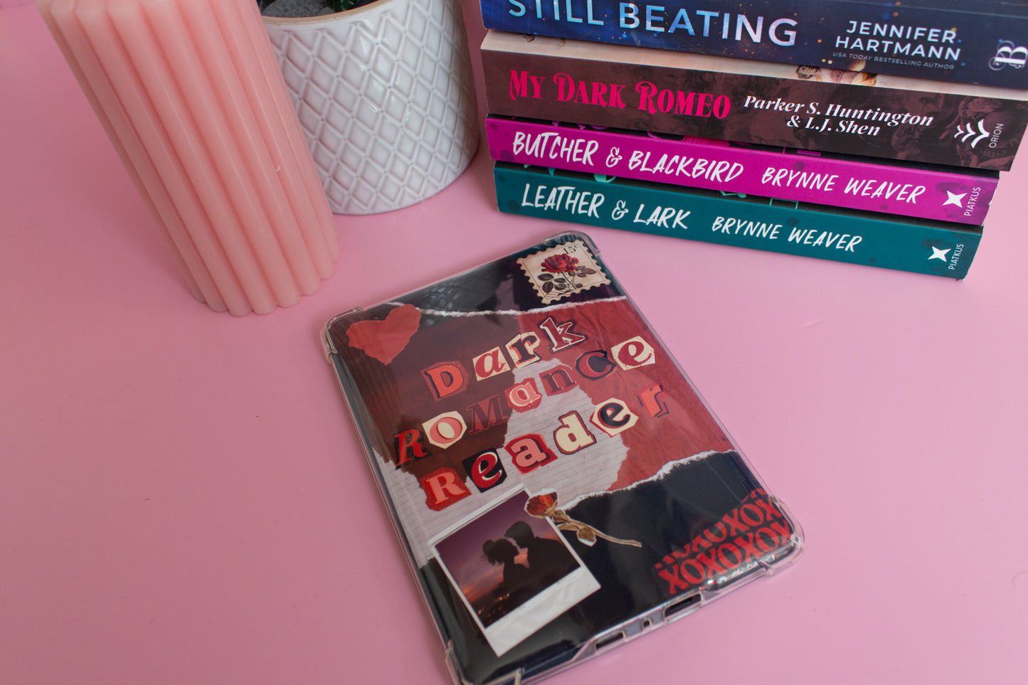 Dark Romance Reader Kindle Insert