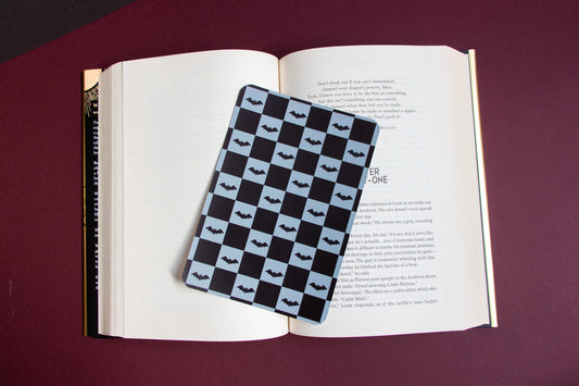 Checkered Bats Kindle Insert