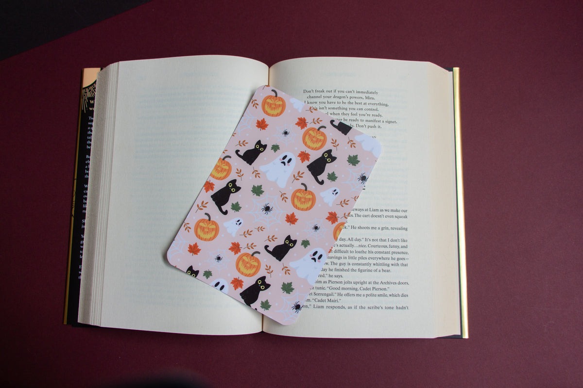 Halloween Cats and Ghosts Kindle Insert
